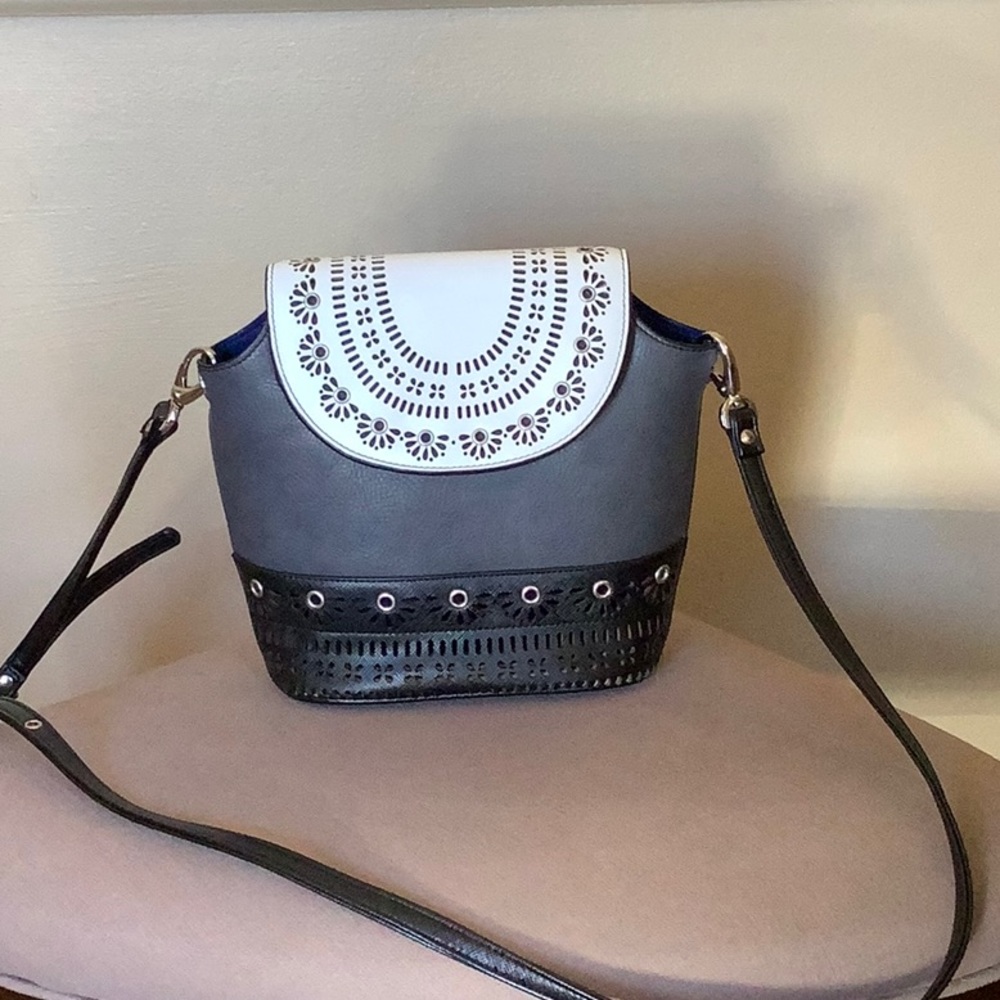 SHARIF 1827 Crossbody Bag